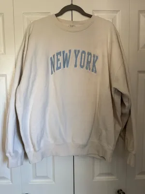 Brandy Melville New York Crewneck Cream thumbnail 1