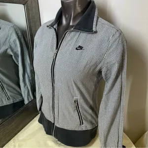 Vintage 90’s Nike Black and White Bomber Jacket with Stand-Up Collar thumbnail 5