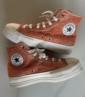 Converse Women’s Sneaker Chuck Taylor Lift Platform Hi Gold Shimmer US8.5 thumbnail 1