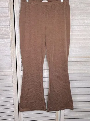 COLSIE Knit Lounge Set Pants & Cropped Button Front Top-Large thumbnail 4