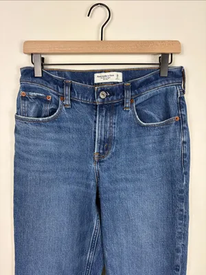 Abercrombie 90s Straight Jeans Curve Love Mid Rise Womens Size 26 2 Long Denim thumbnail 3