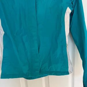 Women's The North Face Teal Colored Hyvent Rain Coat Size Extra Small thumbnail 3