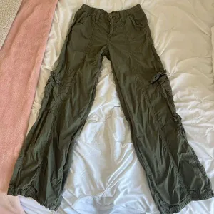 green cargo pants thumbnail 1