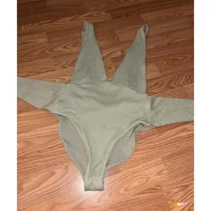 Salty Weekend Fiji Sage Green One Piece Swimsuit Size Large thumbnail 6