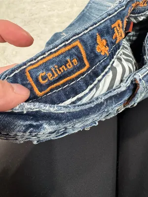 Rock Revival Celinda Mid Rise Straight thumbnail 7