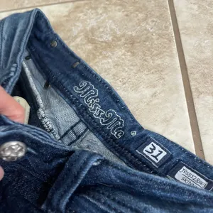 Miss Me Bradbury Skinny Jeans Dark Wash Embellished Flap Pocket 31 women's thumbnail 6