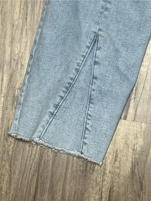 Good American Good Classic Inset Ankle Slim Jeans Light Wash Size 15 Split Hem thumbnail 7
