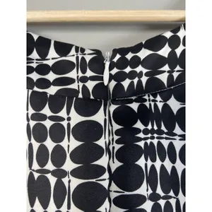 Calvin Klein Black‎ White Pleated Sheath Dress Career Sleeveless Size 8 P Belted thumbnail 5