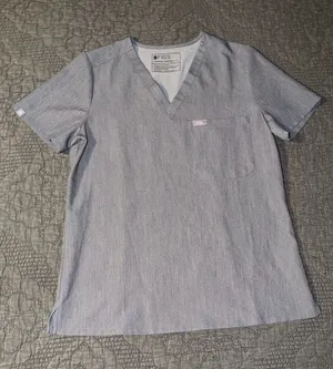 FIGS Catarina One-Pocket Scrub Top-Graphite Women’s Size-S thumbnail 1