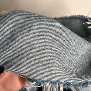 Agolde Parker Vintage Cut Off Short in Riptide 24 thumbnail 11