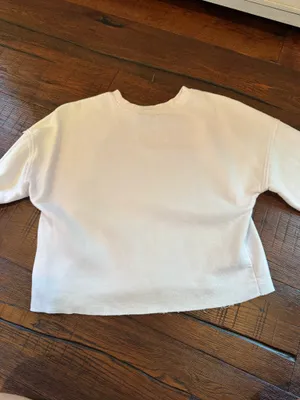 The Seaside Style Cropped Sweatshirt thumbnail 3