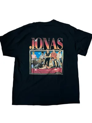 Jonas Brothers I Heart Hot Dads Graphic Tee Concert Tour Fan Merch Black Shirt thumbnail 3