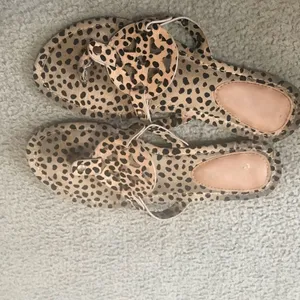 Pierre Dumas Sandals Size 7 thumbnail 2