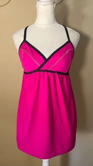 Lululemon Rehearsal Athletic Tank Top in Paris Pink Size 4 thumbnail 1