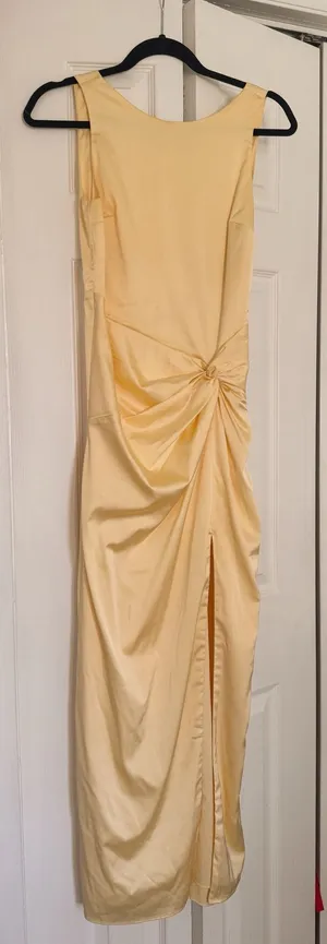 Abercrombie Butter Yellow Formal Dress thumbnail 1
