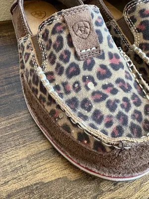 Ariat Women’s Cruiser Leopard Suede Shoes thumbnail 4