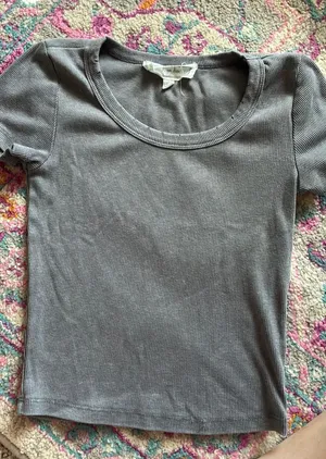 Hippie Rose grey top thumbnail 1