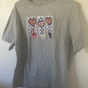 FINAL MARKDOWN Cottage core patriotic tee xl Gray thumbnail 1
