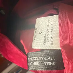 Tahari Fuchsia A-Line Skirt 100% Leather Suede Size 10 thumbnail 7