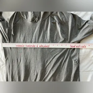 Lululemon Hoodie Gray Stretch EUC‎ thumbnail 7