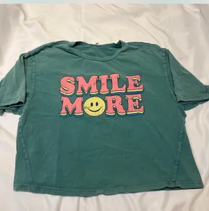 Green smile more crop shirt design to look inside out thumbnail 2