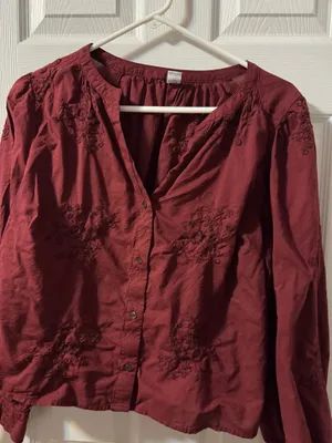 Old Navy Maroon Blouse thumbnail 4