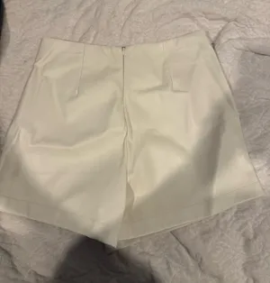 Skort White thumbnail 1