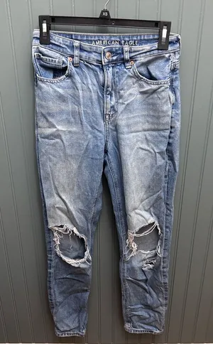 American Eagle Mom Jeans Light Wash Distressed Ripped High Rise Size 2 Regular thumbnail 1