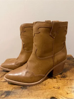 Sun and Stone Women's Tan Western Ankle Boot 7 thumbnail 2