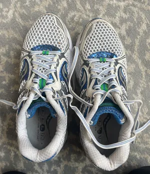 Running Shoe thumbnail 1