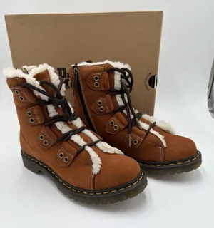 Dr. Martens Women's 1460 Ghille Boots Tan 10 NWB MSRP $ 180 thumbnail 1