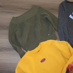 Women’s sweaters XS, vans, holister, wildfox, top shop thumbnail 6
