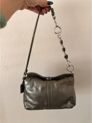 Vintage Olive/Gray Coach Turnlock Wristlet thumbnail 2
