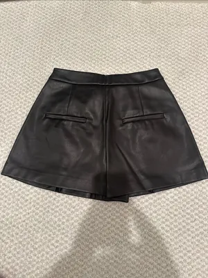 Stradivarius Black Faux Leather High-Waist Shorts thumbnail 2