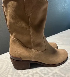 UGG Women's Brown Suede Heeled Boots thumbnail 1