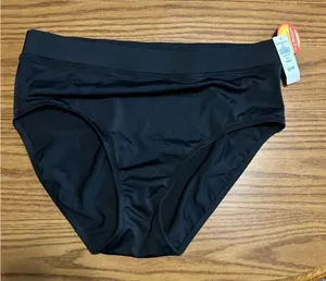 NWT L.L. Bean Women's Swim Bikini Bottom Solid Black Classic Size 14 REG thumbnail 1