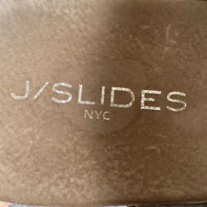 J/Slides NYC Womens 8.5 Taupe Snakeskin Embossed Leather Platform‎ Slide Sandals thumbnail 8