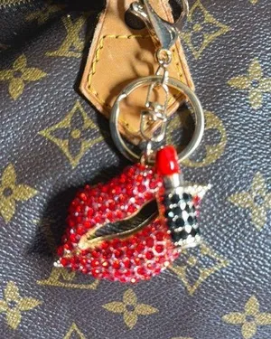 Bag / Purse Lips Charm thumbnail 1