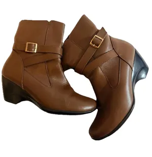 Andrea Ankle Bootie Brown Leather Buckle Zip Wedge Round Toe Solid 5.5/35 Women thumbnail 1
