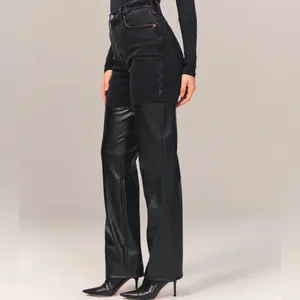 Abercrombie 90s Straight Ultra High Rise Mixed Fabric Faux Leather Jeans Size 26 thumbnail 3