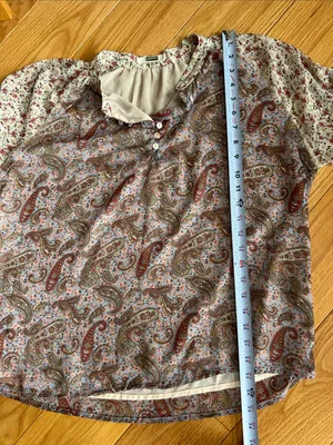 gimmicks by BKE Pink Floral Ruffle Top thumbnail 7