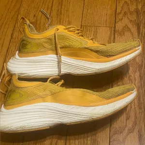 Women's Yellow APL Streamline V Running Shoes‎ Size 7.5 Athletic Propulsion Labs thumbnail 1