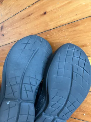 ☀️3/$25 Oofos Oomg Low Gray/Black Comfort Slip On Shoes 8.5 thumbnail 5