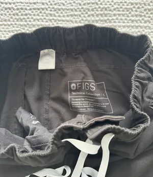 FIGS black jogger scrub pants  thumbnail 3
