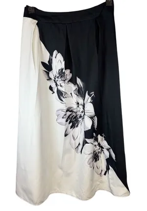 Shein beautiful plus size long‎ skirt with floral designs size 2xl thumbnail 1