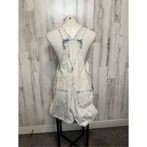 Wild fable overalls shorts size medium thumbnail 6