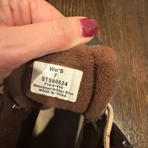 Sperry boots size 7 thumbnail 3