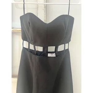 Cinq à Sept $695 Silk‎ Designer Annalie Gown Leg Slit Cut Out Size 0 thumbnail 4