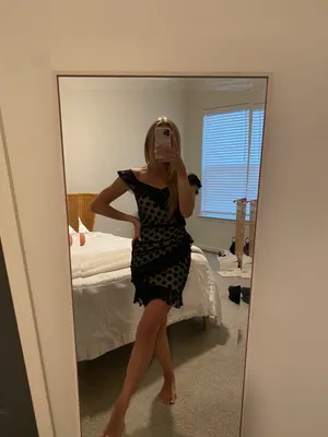 Dress thumbnail 2