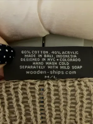 Wooden Ships Open Knit Tan Poncho Size Medium/Large thumbnail 3